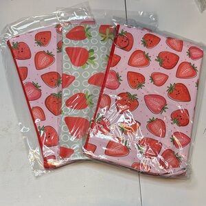 🛑SOLD🛑Strawberry Print Cosmetic Bags - Set of 3